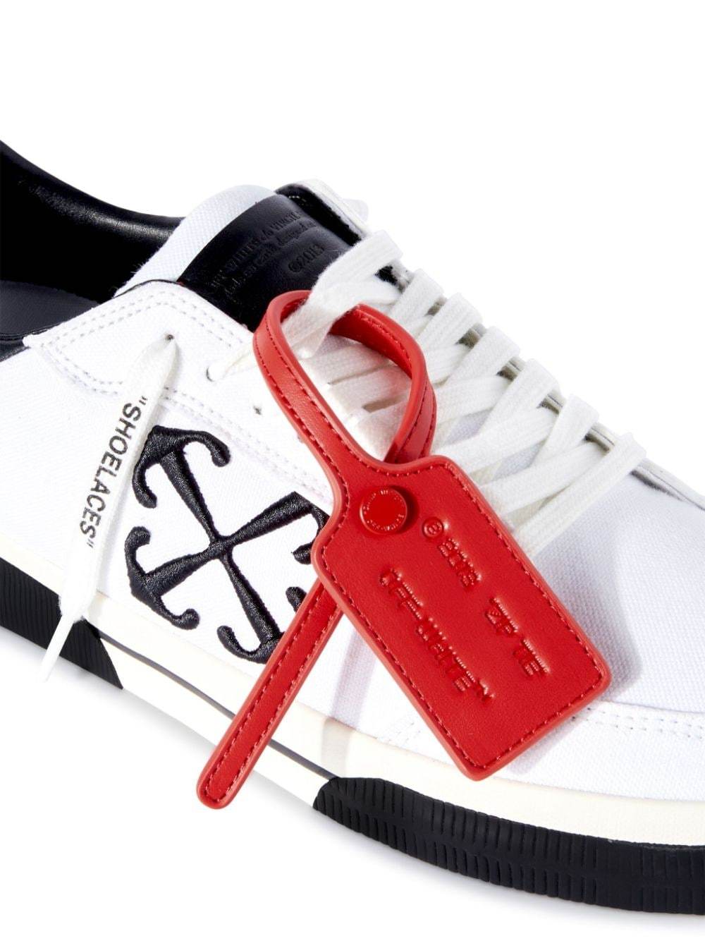 Off-white Off White New Vulcanized Sneaker In White