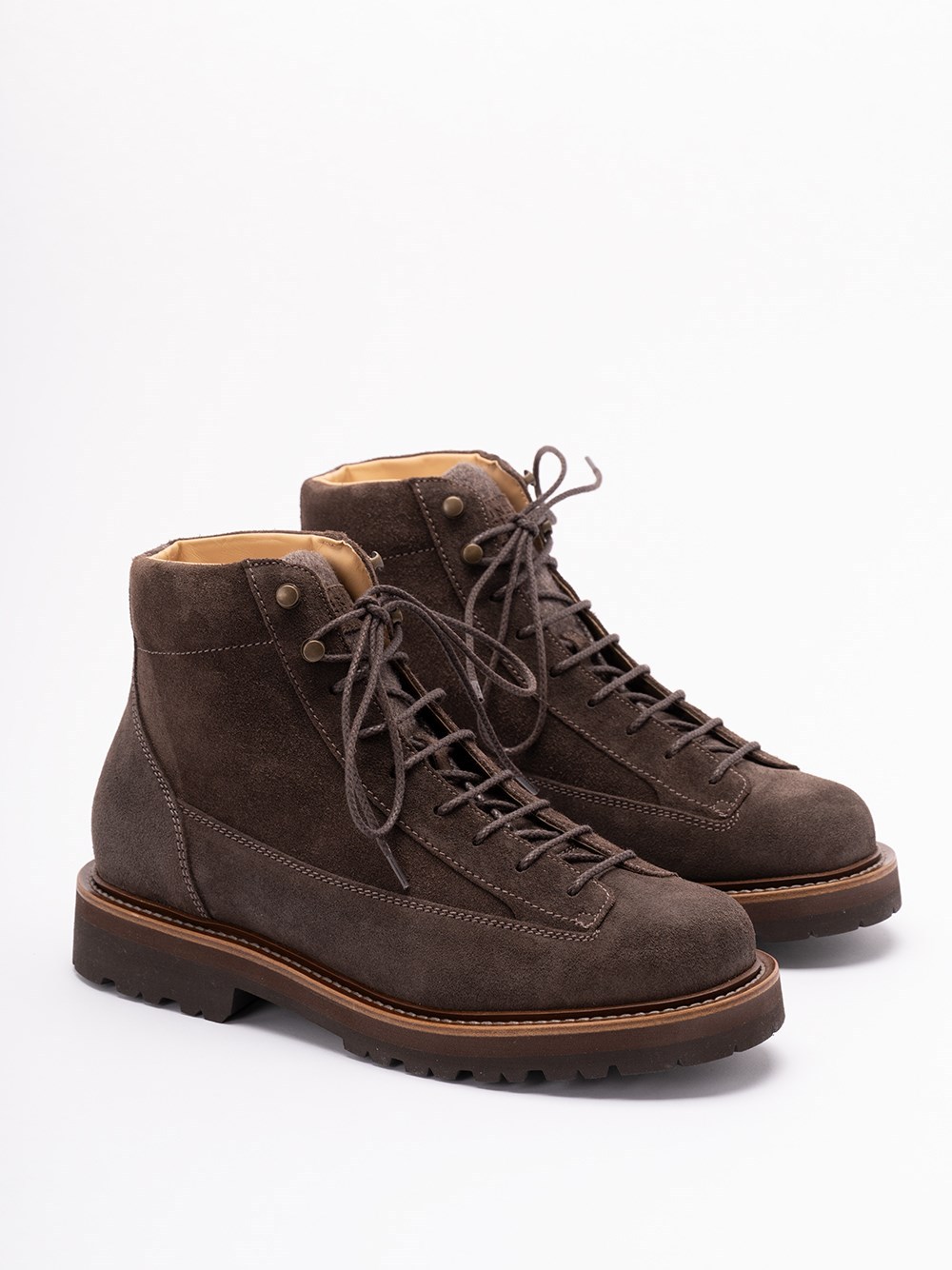 Brunello Cucinelli Brown Suede Boots With Lace-up Fastening In Brown