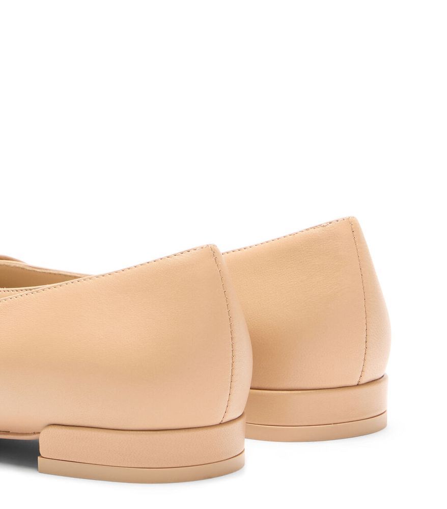 Stuart Weitzman Pointed Almond Toe Ballerina Flats In Maroon