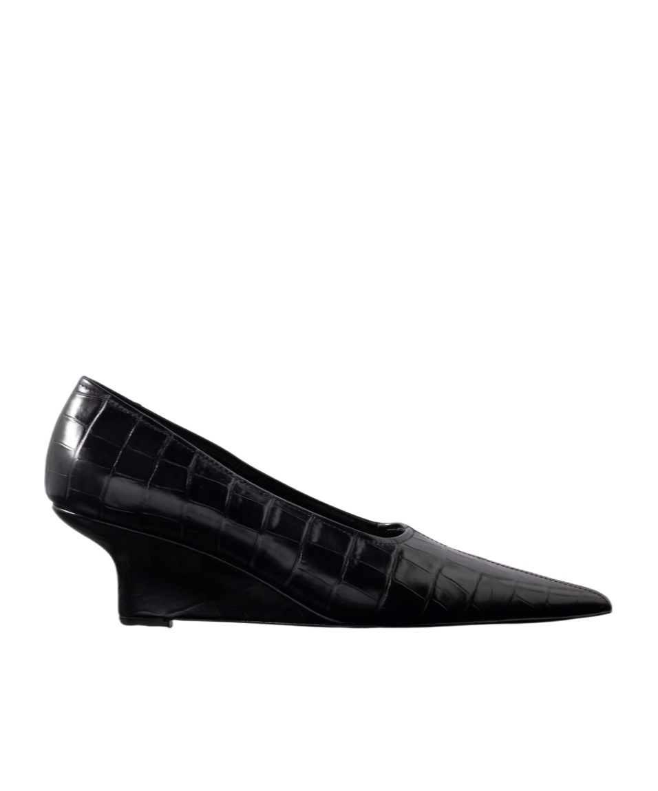 Totême Pointed-toe High Heels In Black