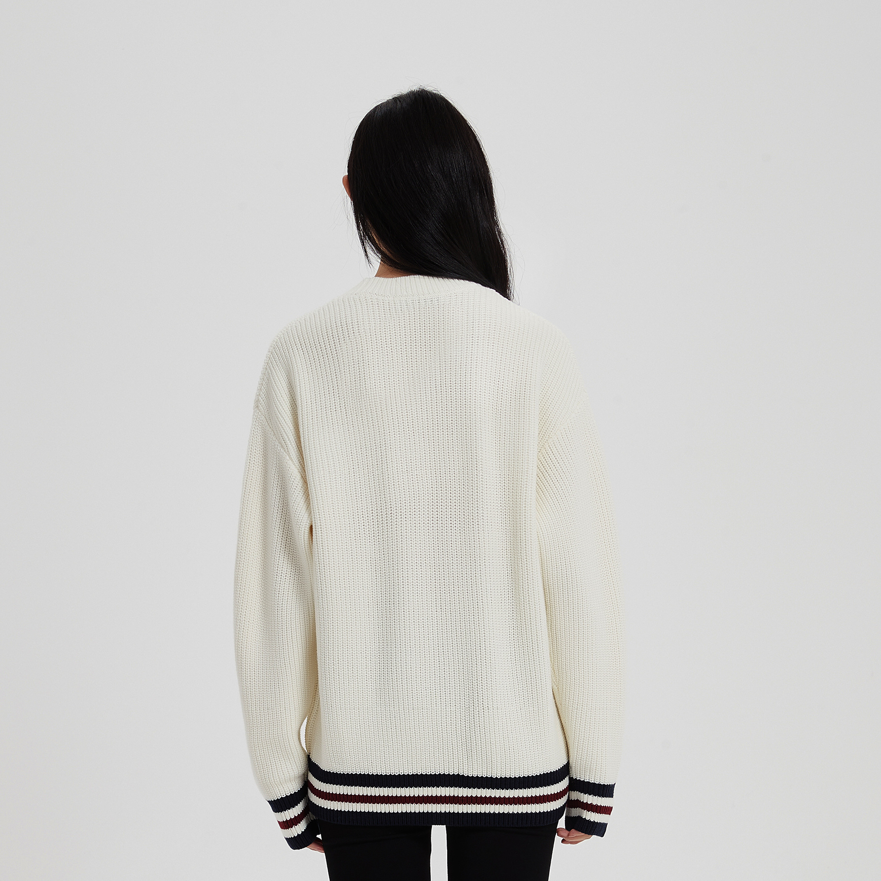 Liuregali Long-sleeved Sweater In White