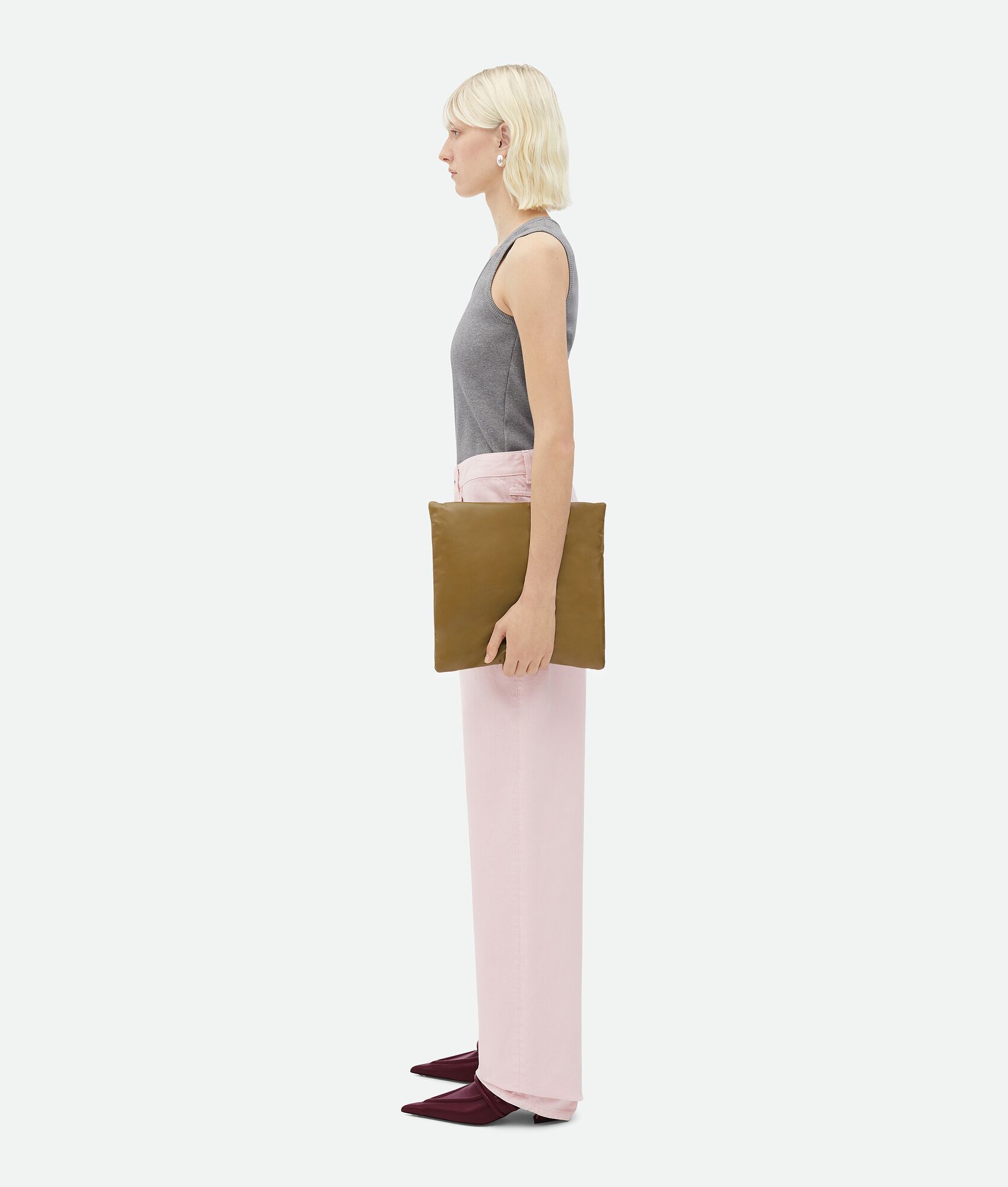 Bottega Veneta Square Fluffy Clutch In Green