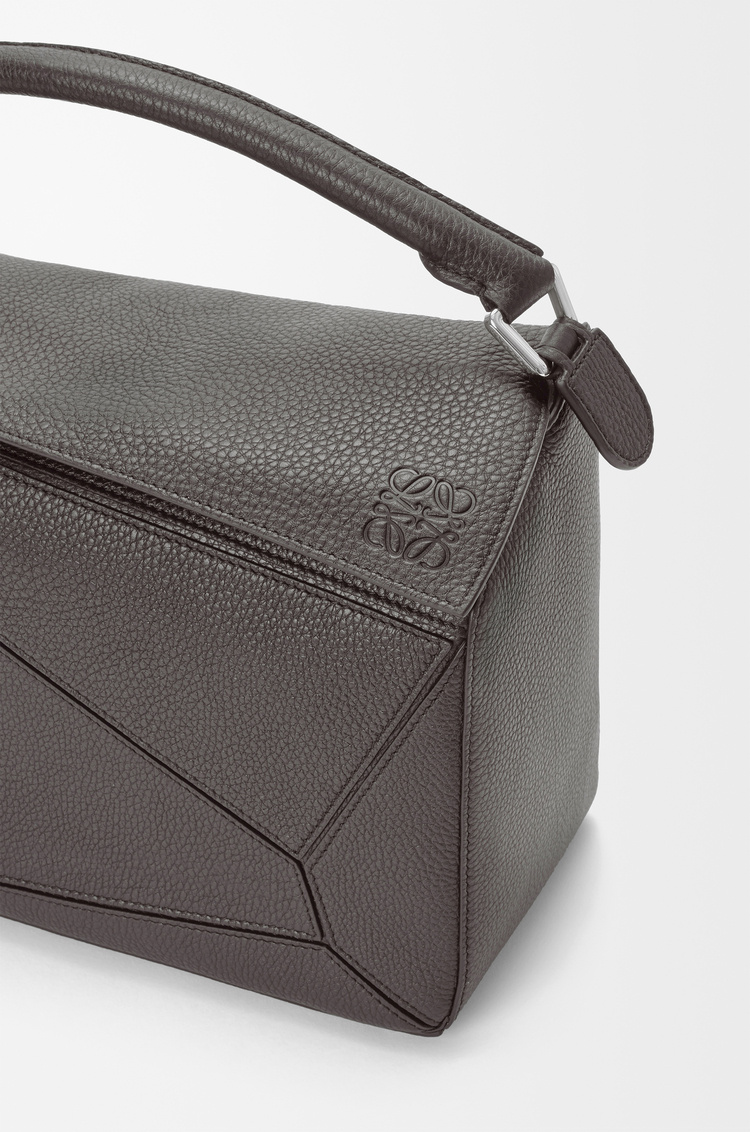 Loewe Large Puzzle Bag In Supple Grained Calfskin In Gray
