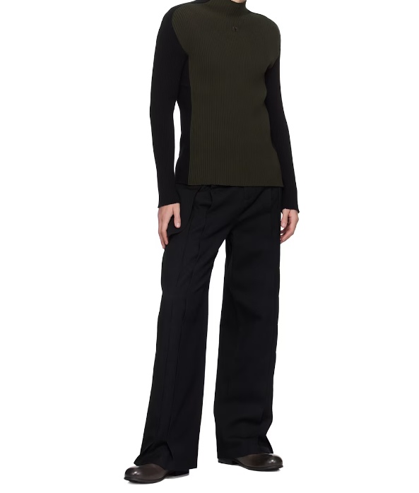 Courrèges Long-sleeved Sweater In Black