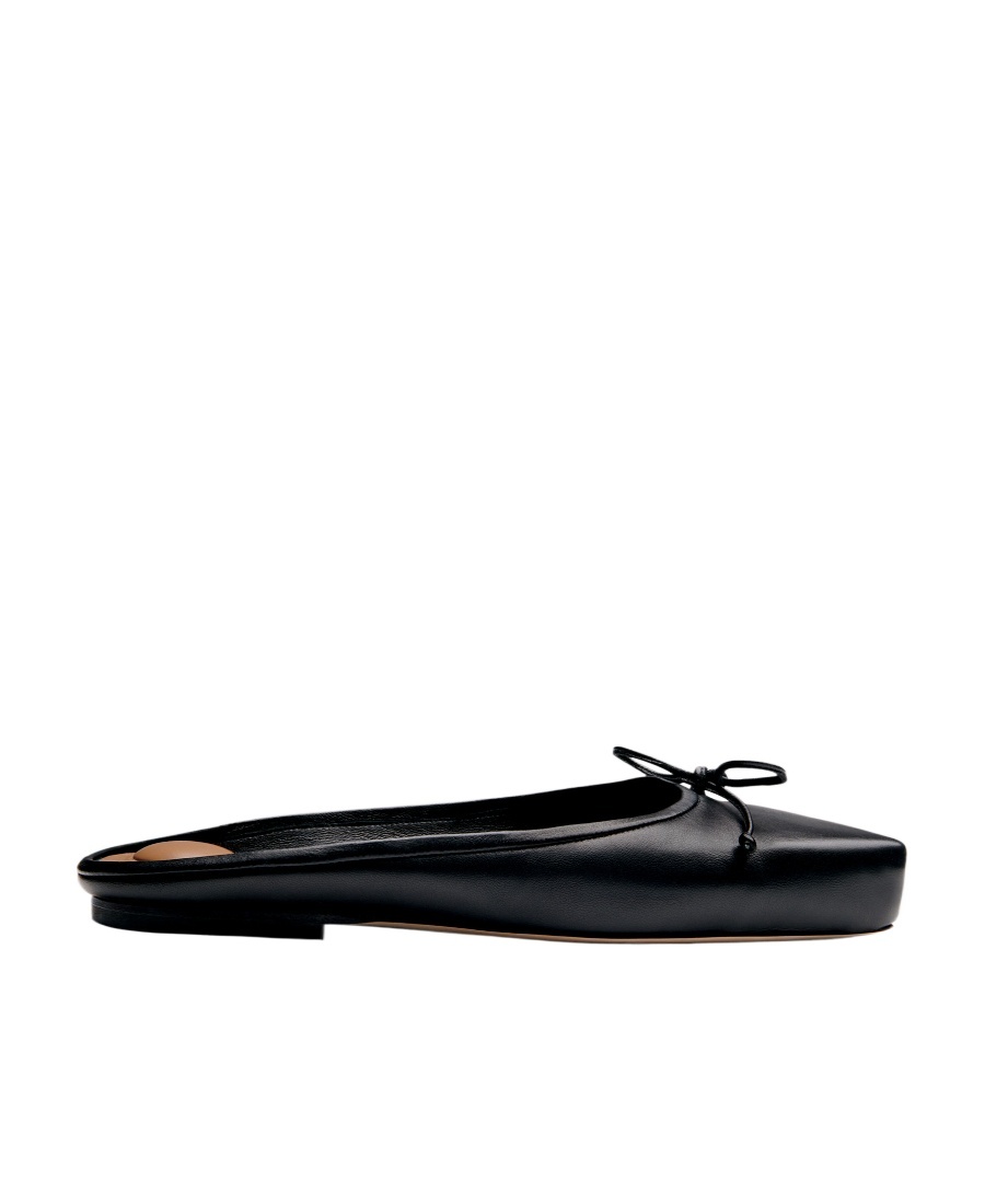 Jacquemus Les Mules Plates Leather Ballet Flat In Black