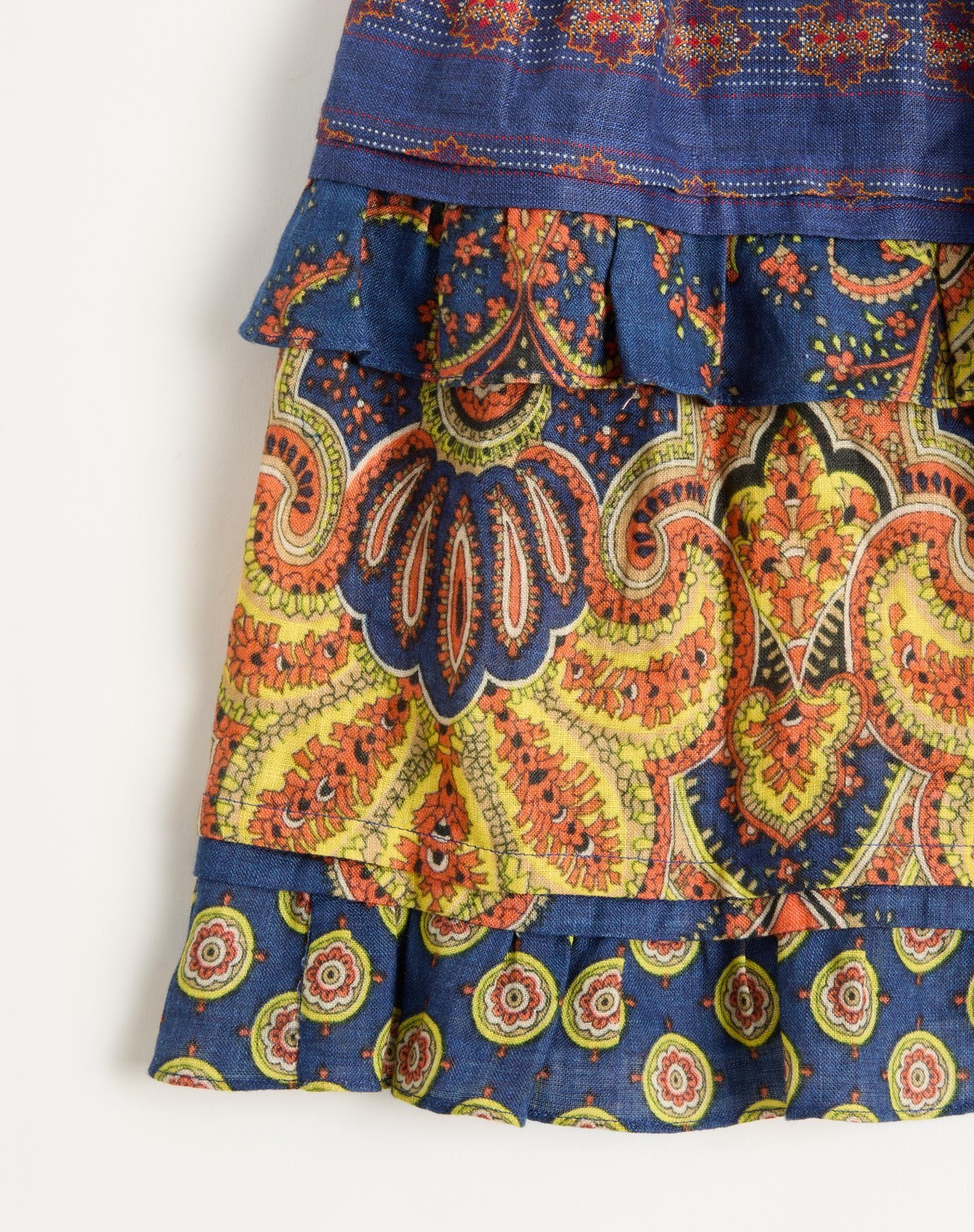 Shop Valentino Skirt In Lino Paisley Medaglioni Voyage Imaginaire In Multicolor