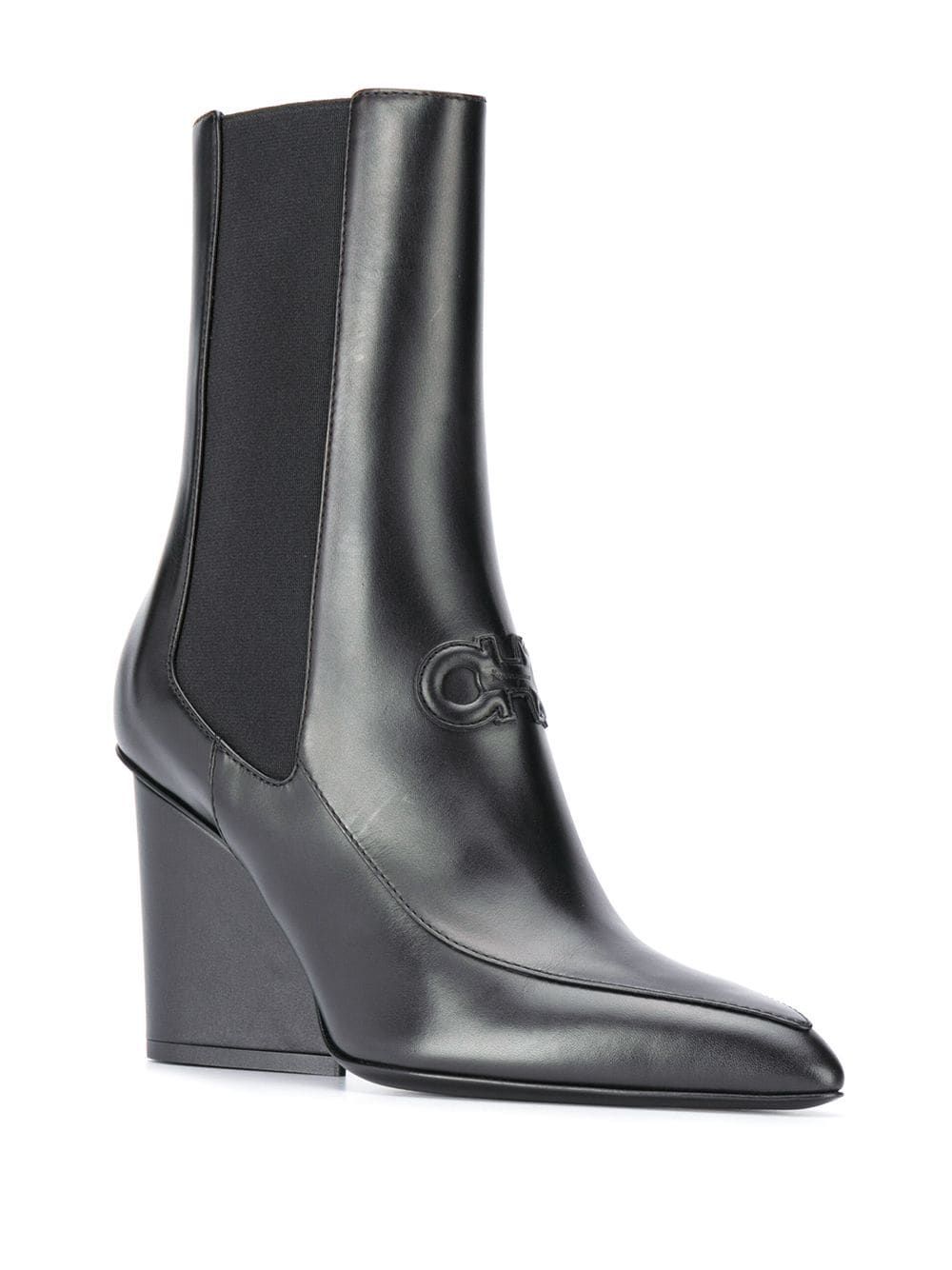 Ferragamo Salvatore  Women S 732736 Black Leather Ankle Boots In Black