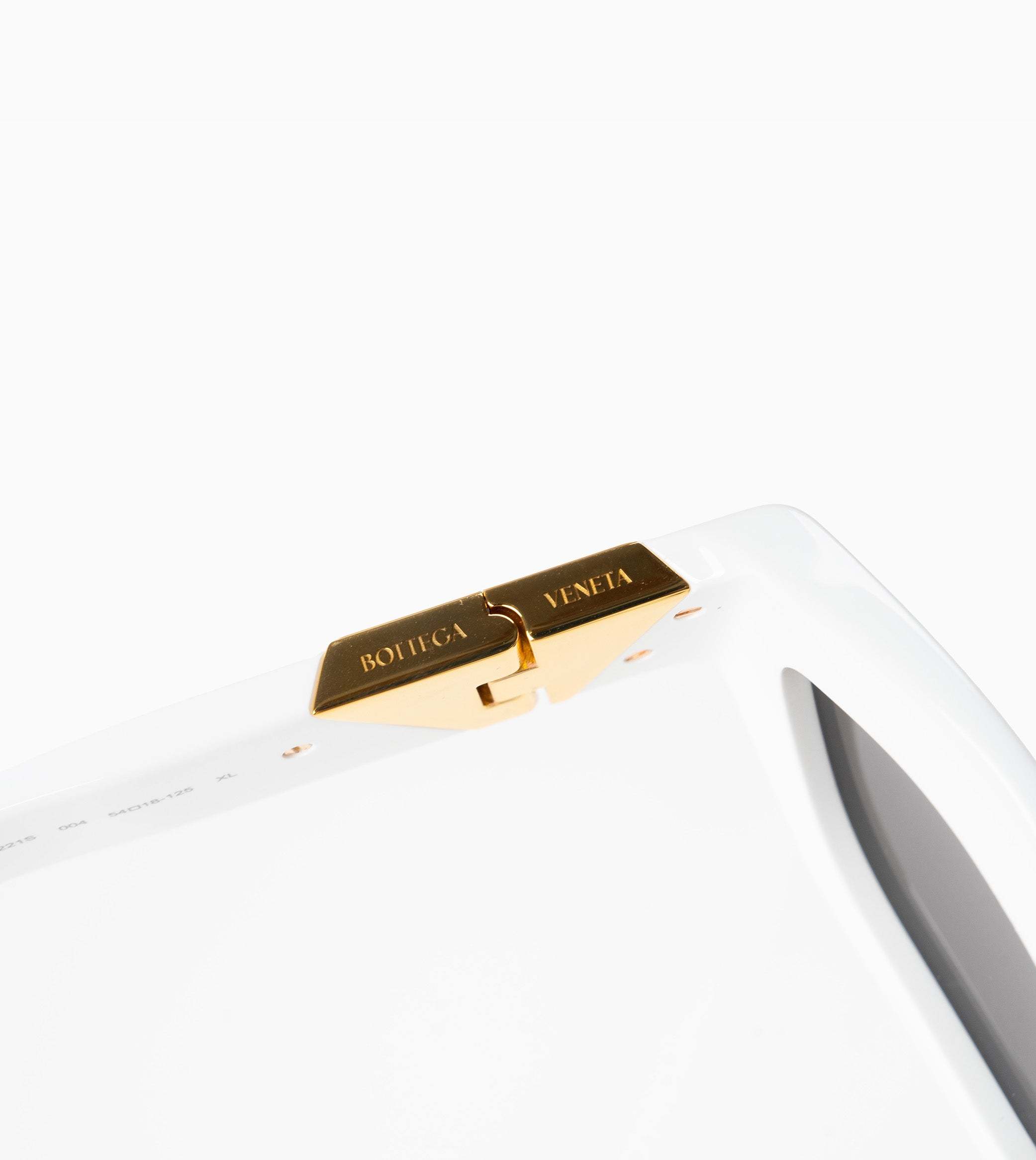 BOTTEGA VENETA FULL FRAME SUNGLASSES