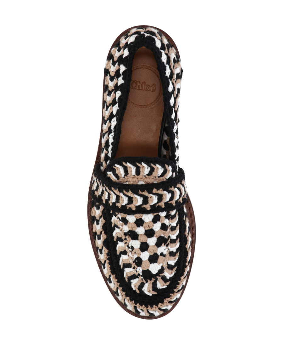 Chloé Wear Happy Shoes With A Round Head. In Black