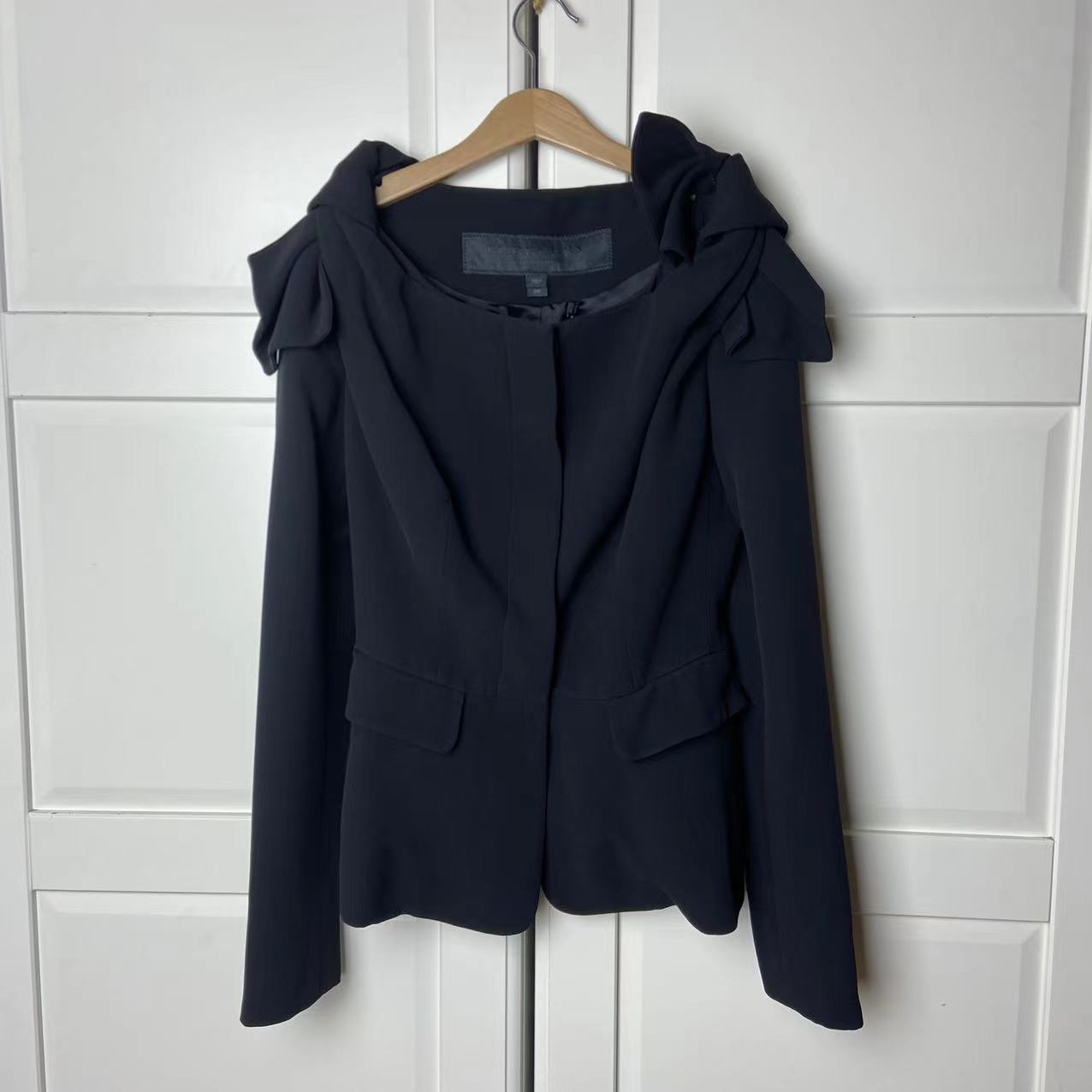 Burberry Long-sleeved Casual Jacket In Black