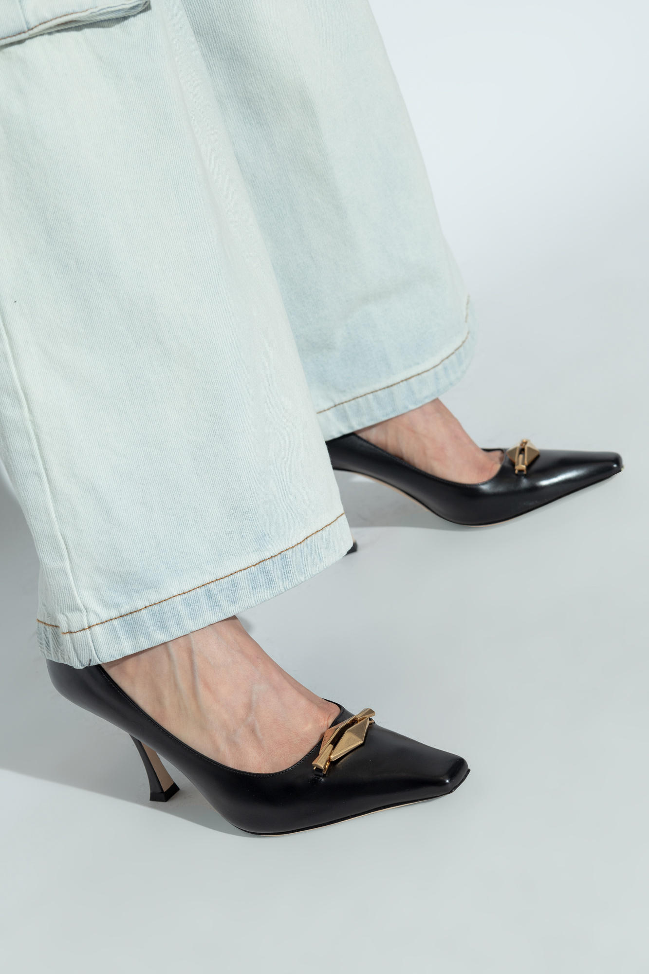 Jimmy Choo 'ryker Diamond Detail Dã© In Black