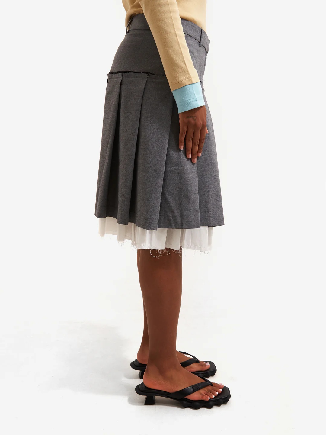 Gimaguas Tailored Midi Skirt In Gray