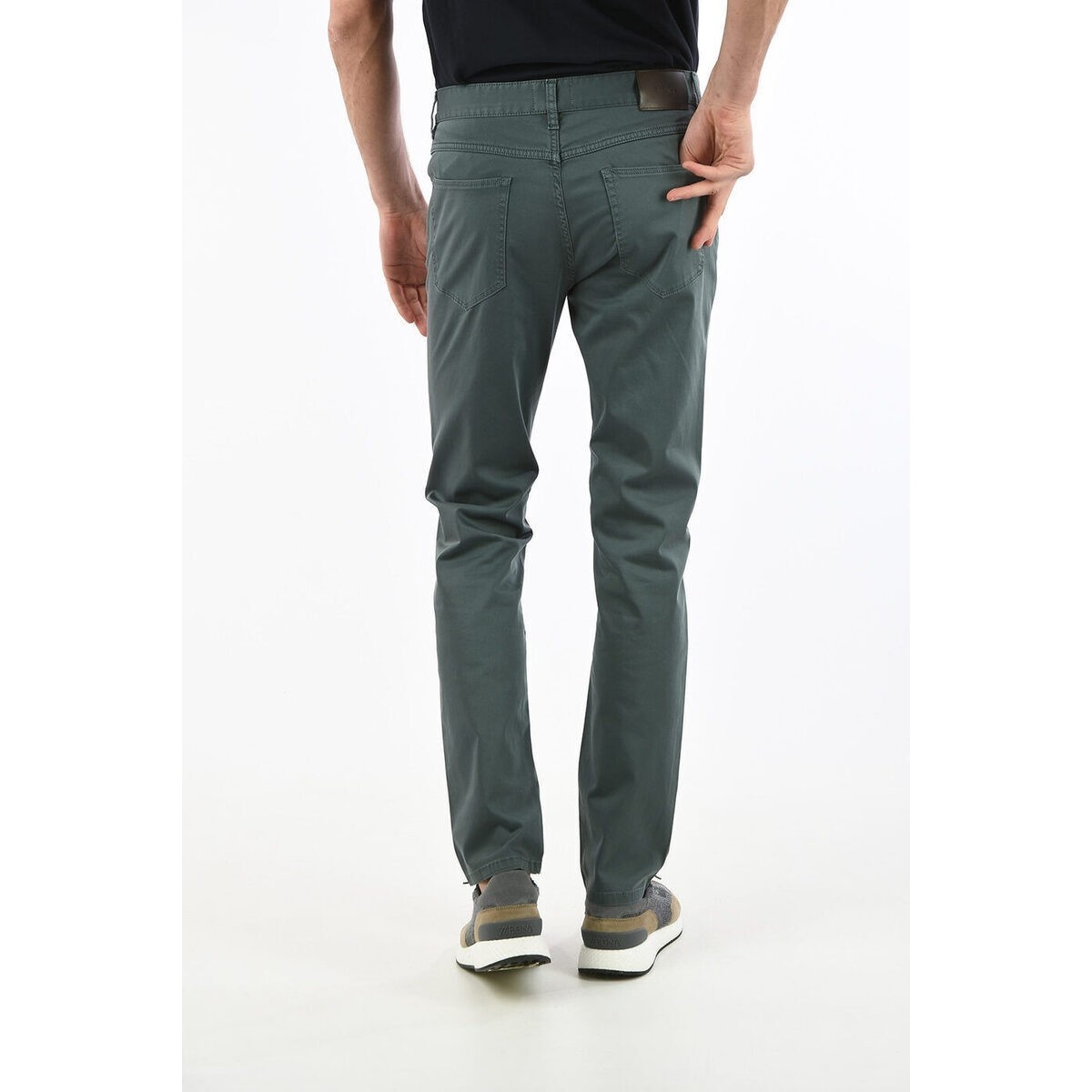 Zegna Slim Casual Pants In Black