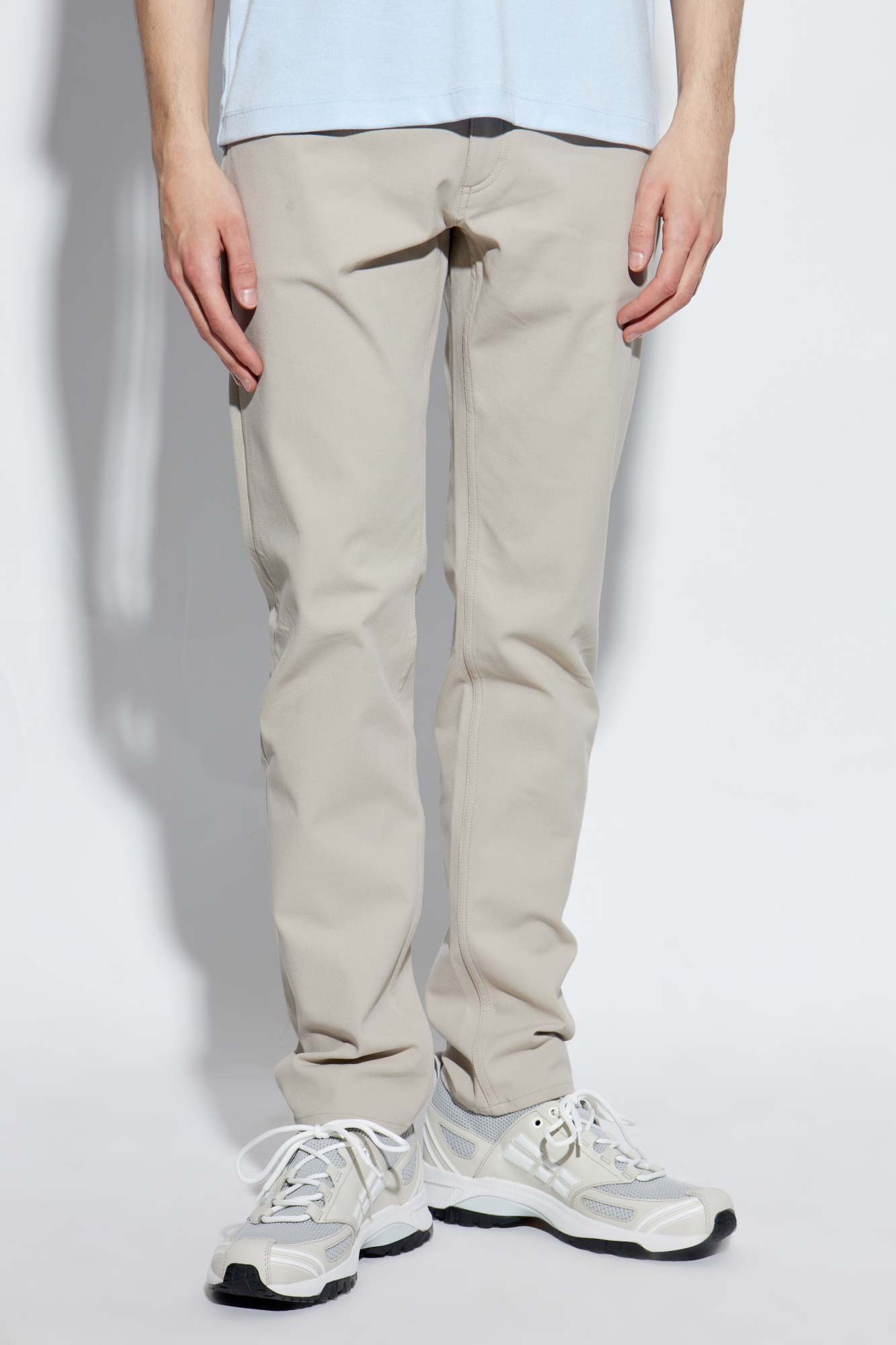 Theory Belt-loop Casual Pants In White