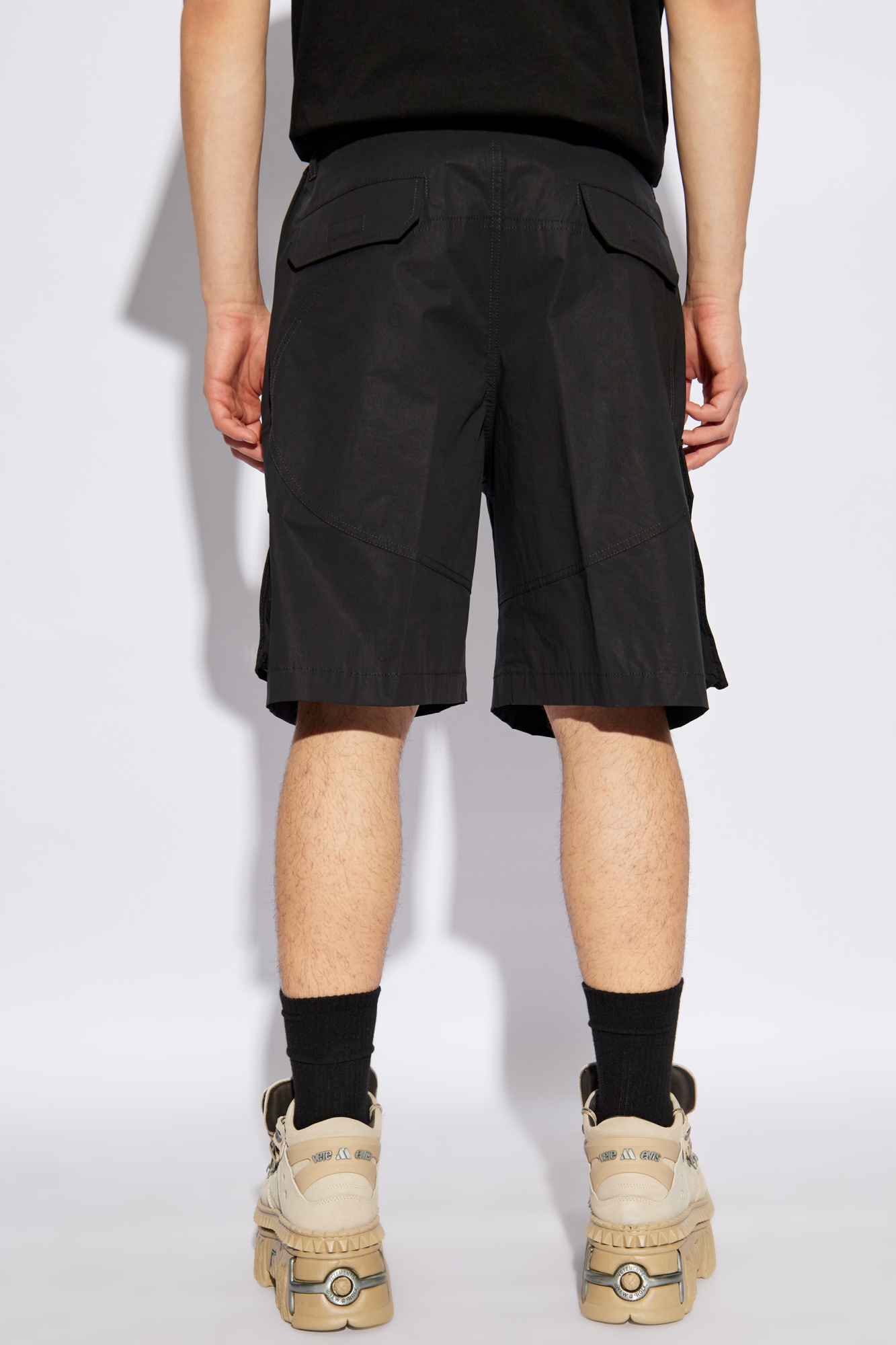 Dsquared2 Logo Printed Cargo Shorts In Black
