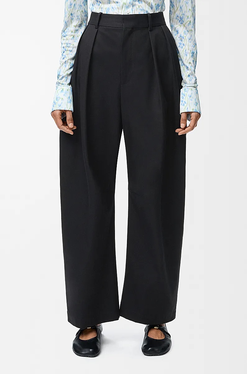 Loewe Barrel Trousers In Cotton And Silk In Black