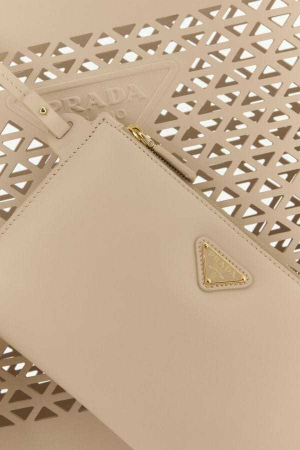 Prada Sand Leather Shopping Bag In Nude