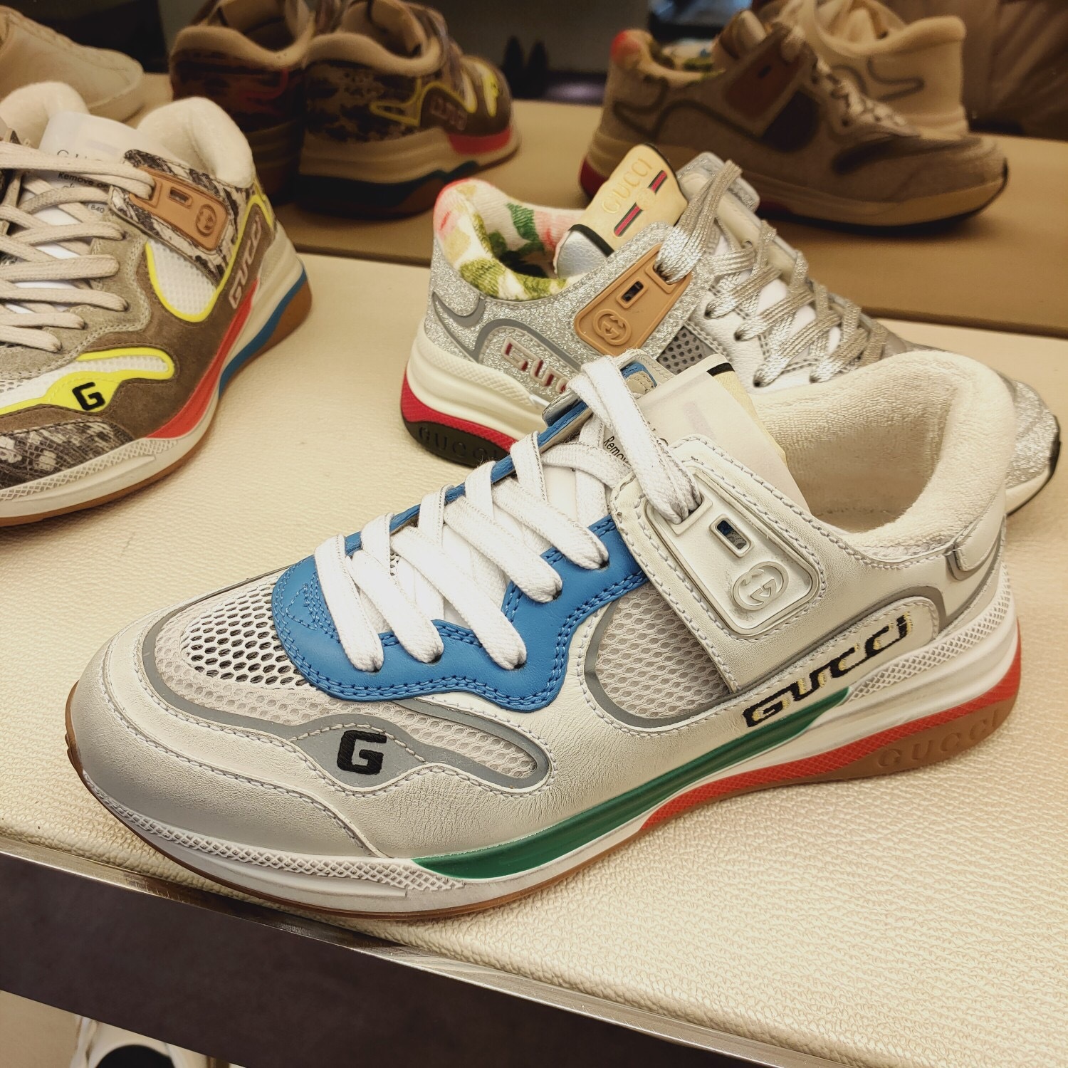 Gucci Ultrapace Low-top Sneakers In Multicolor