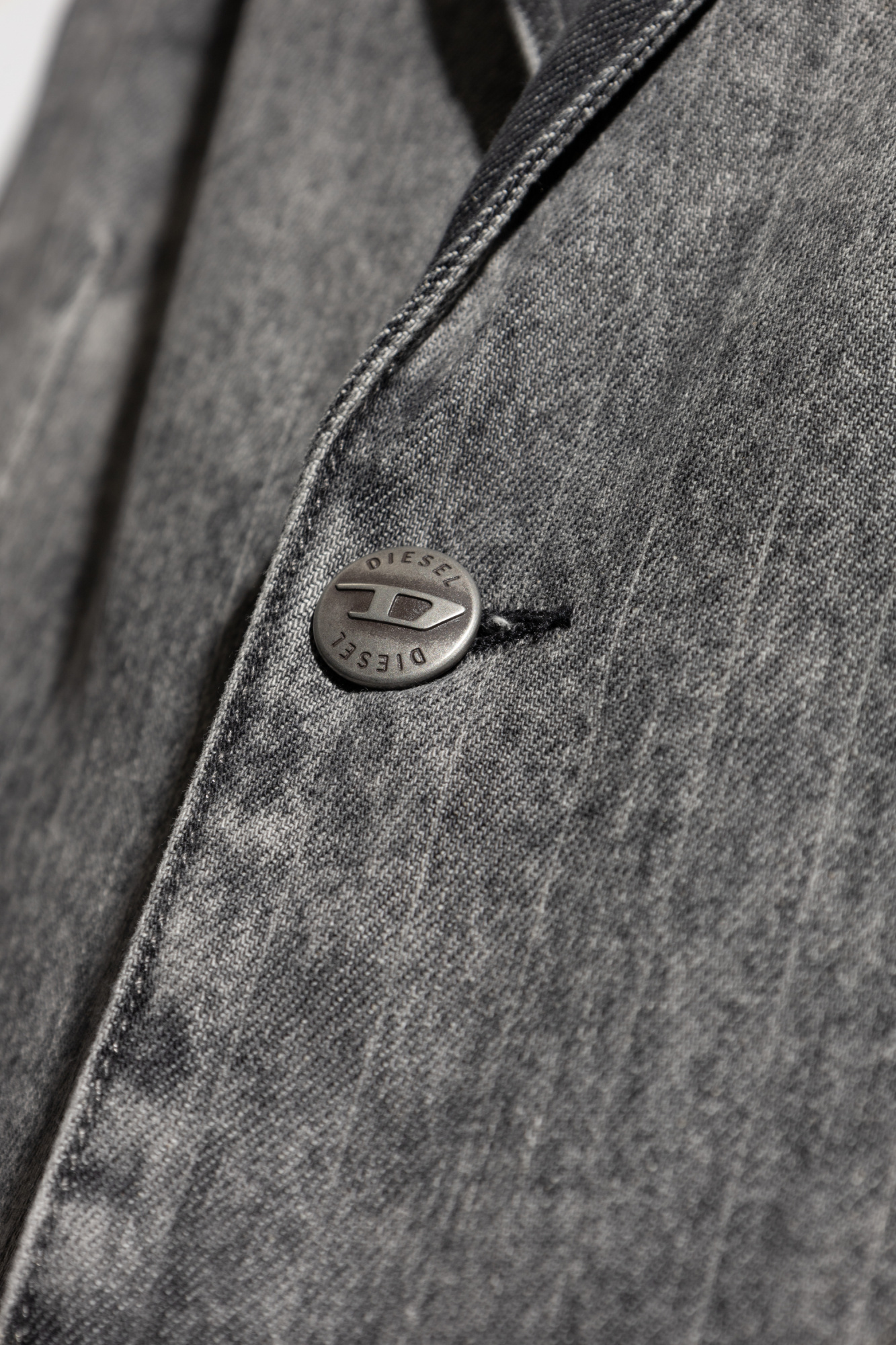 Diesel Long-sleeved Denim Jacket In Black