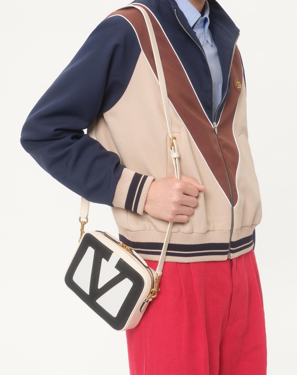Valentino Garavani Zip-up Sweatshirt With Vlogo Patch In Black