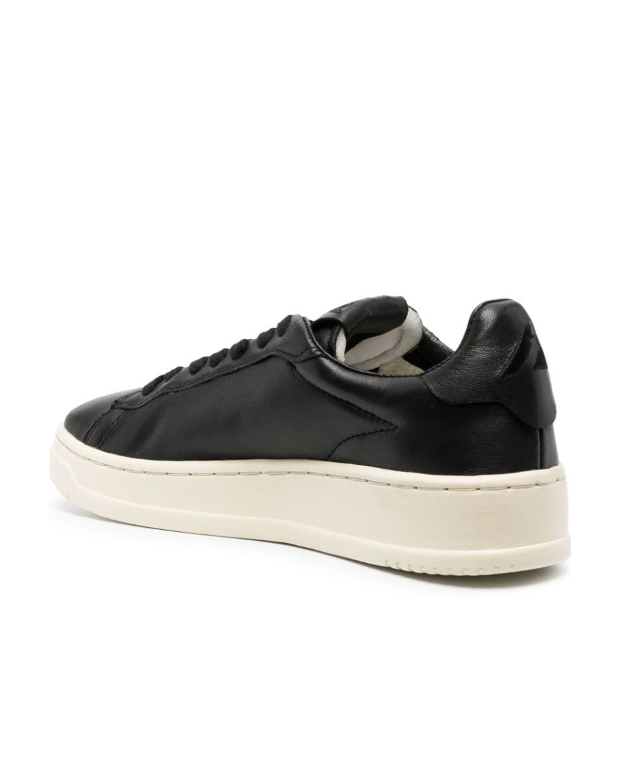 Autry Black Leather Medalist Sneakers In Black