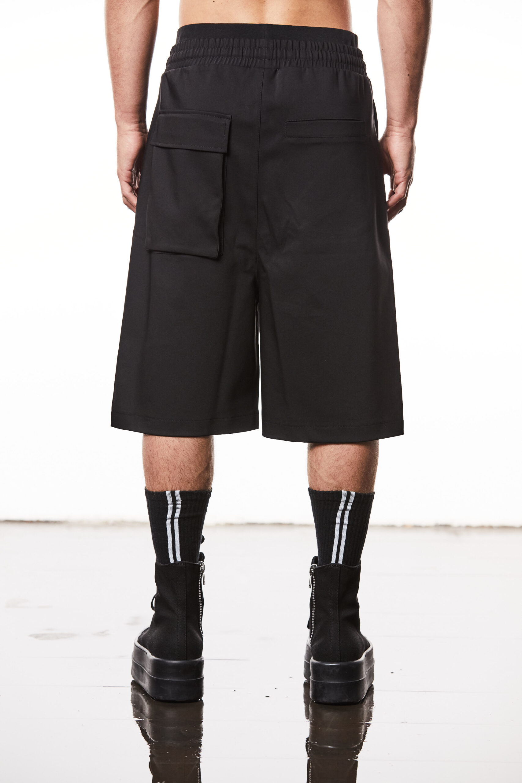 Thom Krom Drawstring Shorts In Black