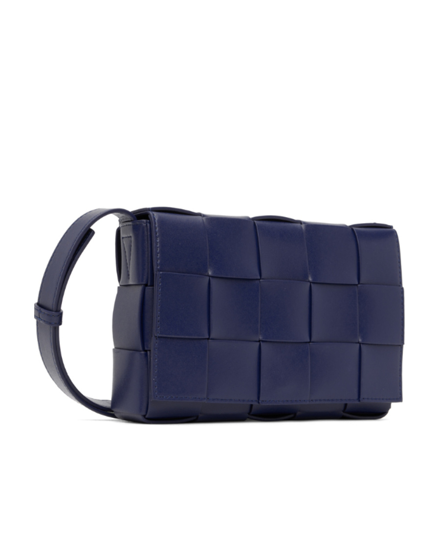 Bottega Veneta Medium Cassette Crossbody Bag In Blue
