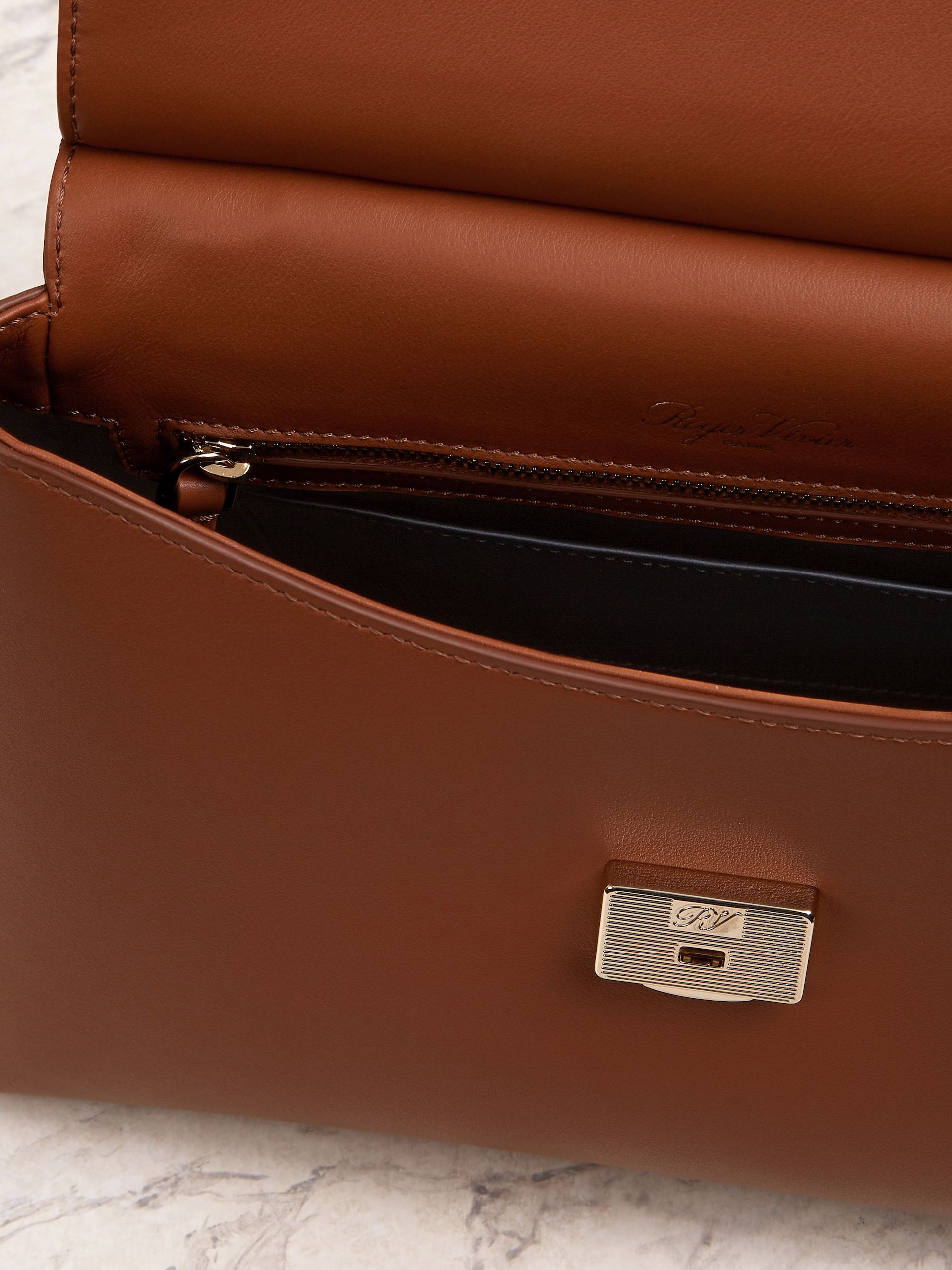 Roger Vivier Viv Cabas Handbag In Brown