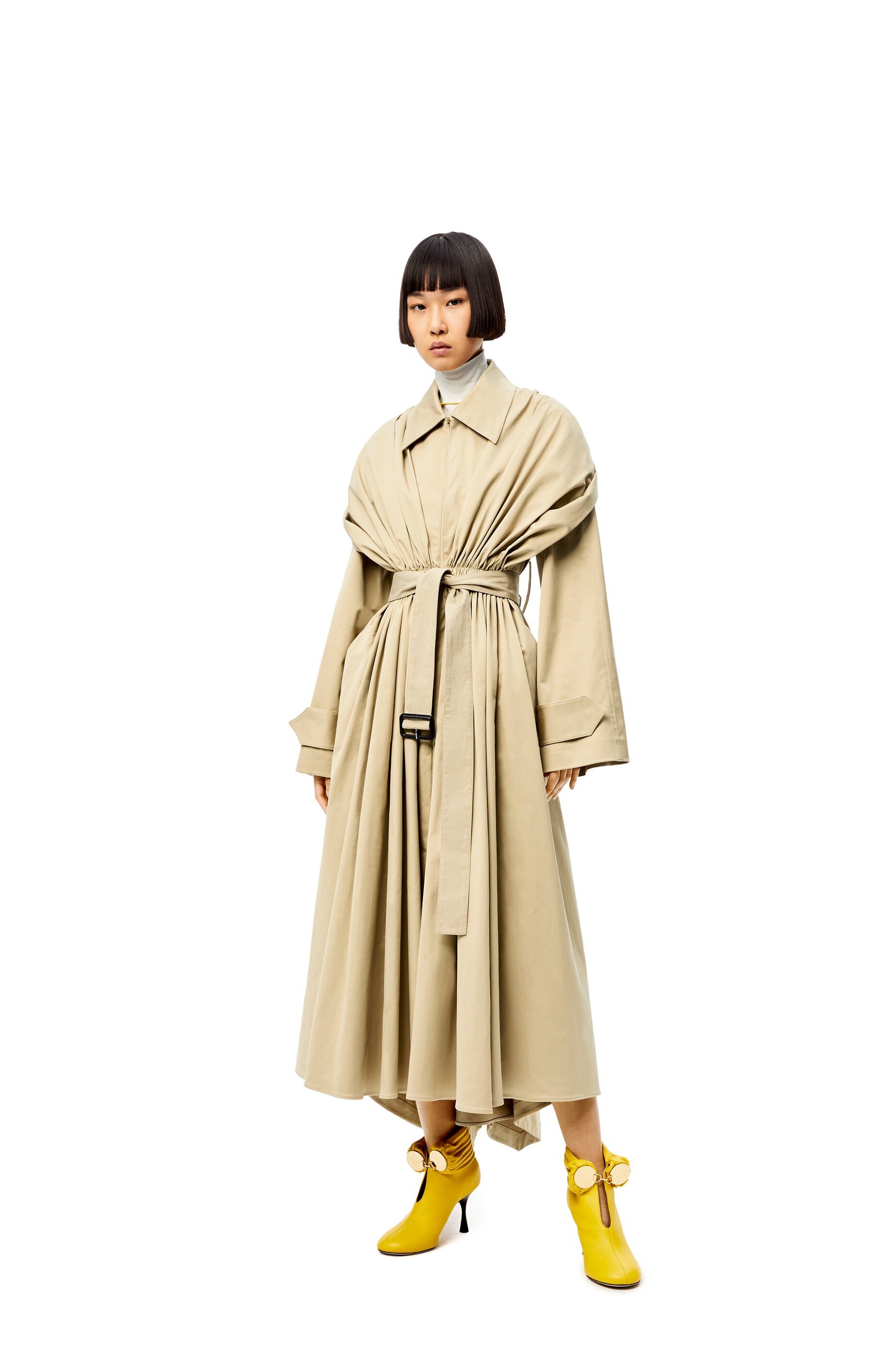 Loewe Buckle Trench Coat In Nude