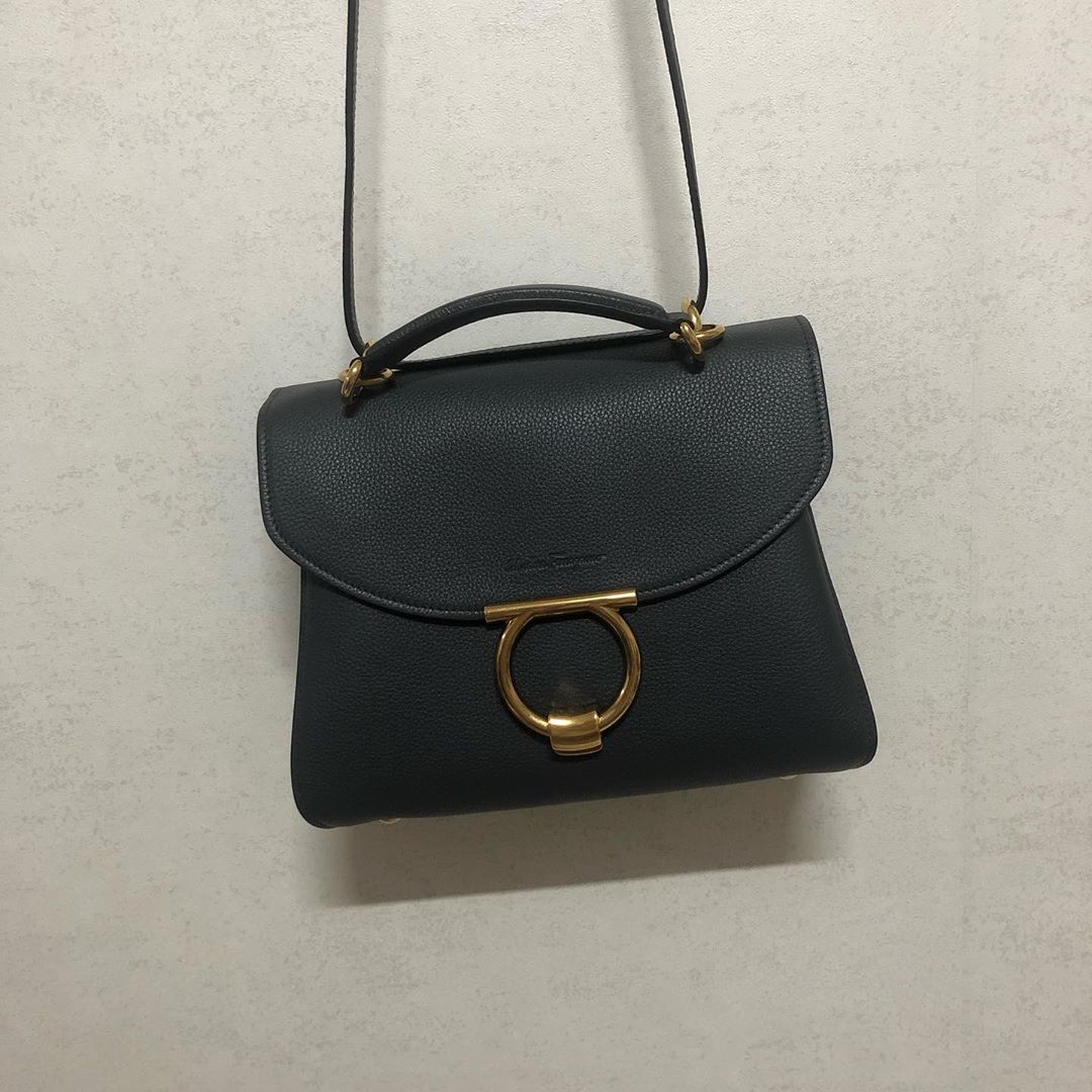 Ferragamo Gancini Top-handle Bag In Red