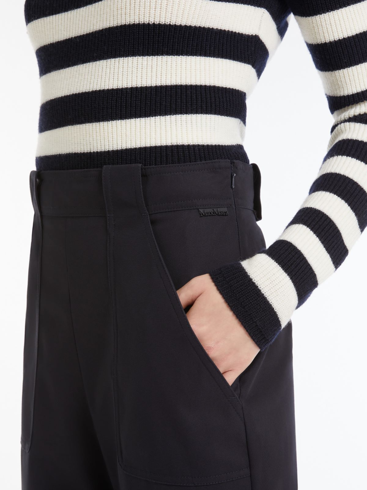 Max Mara Belt-loop Casual Pants In Black