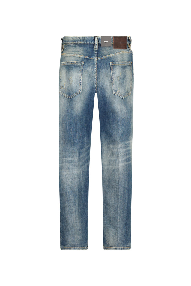 Dsquared2 Blue Jeans With Logo Patch On The Rear And Distressed Effect In Denim Man In Blue