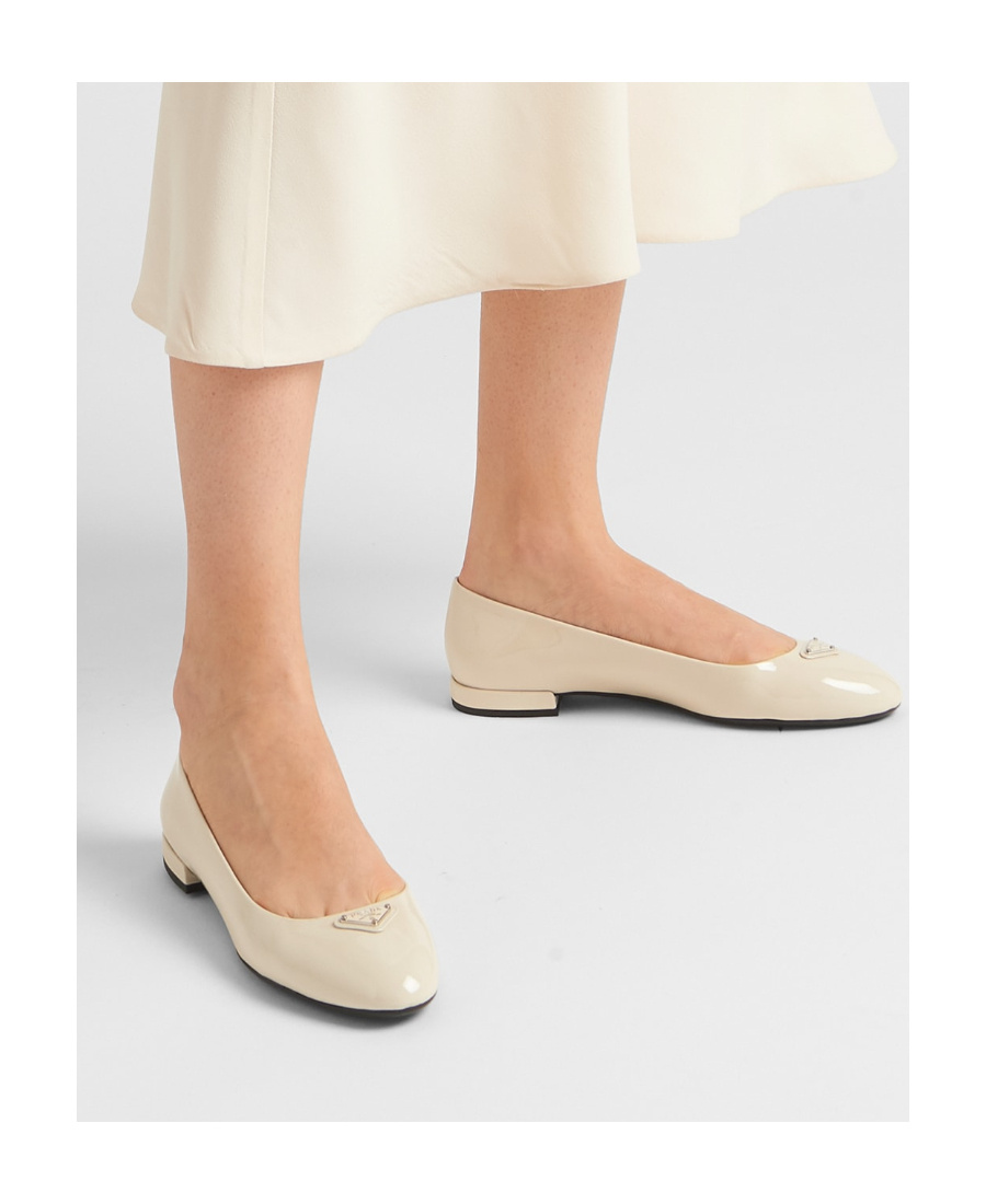 Prada Patent-leather Ballerina Flats In Nude