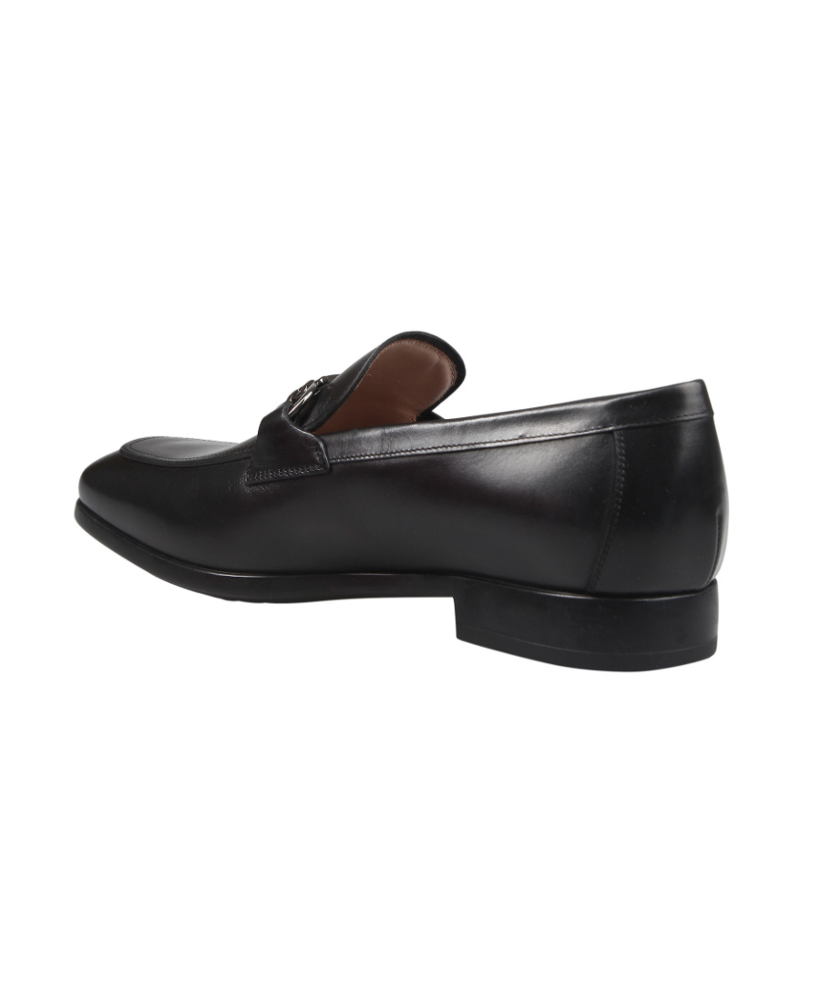Ferragamo Loafer Wuth Hook Ornament In Black
