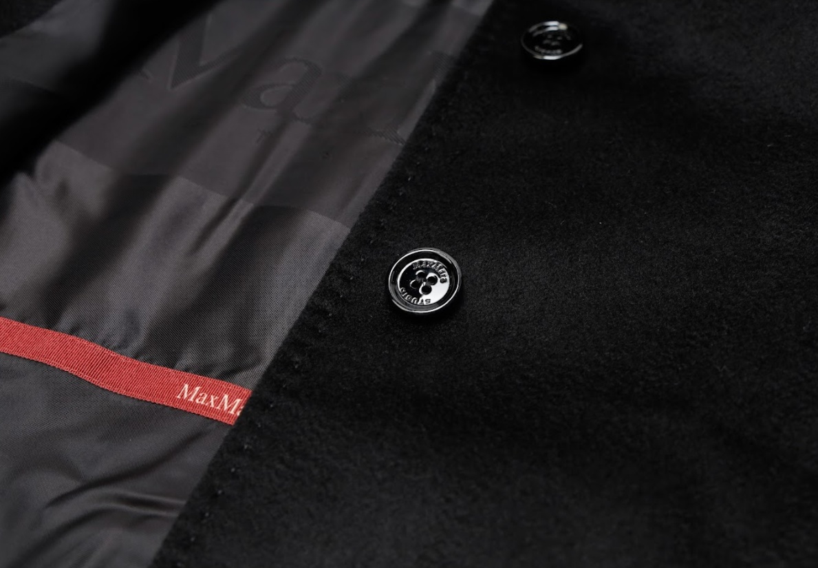 MAX MARA LAPEL LONG-SLEEVED COAT