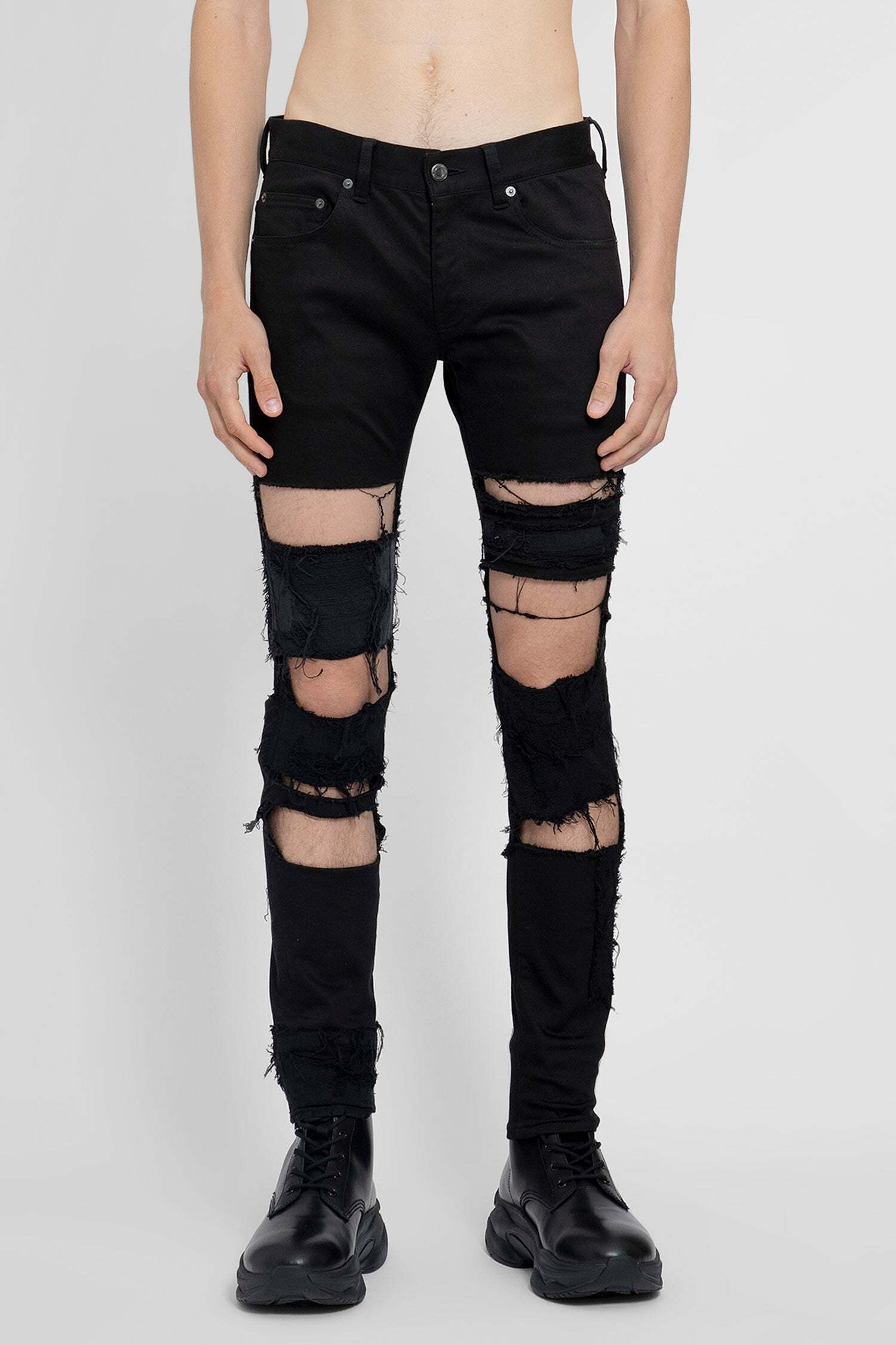 Undercover Jeans In Black