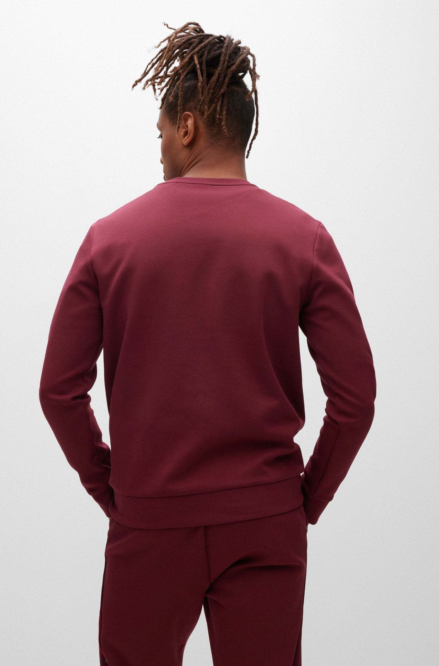 HUGO BOSS LOGO ROUND NECK SWEATER 