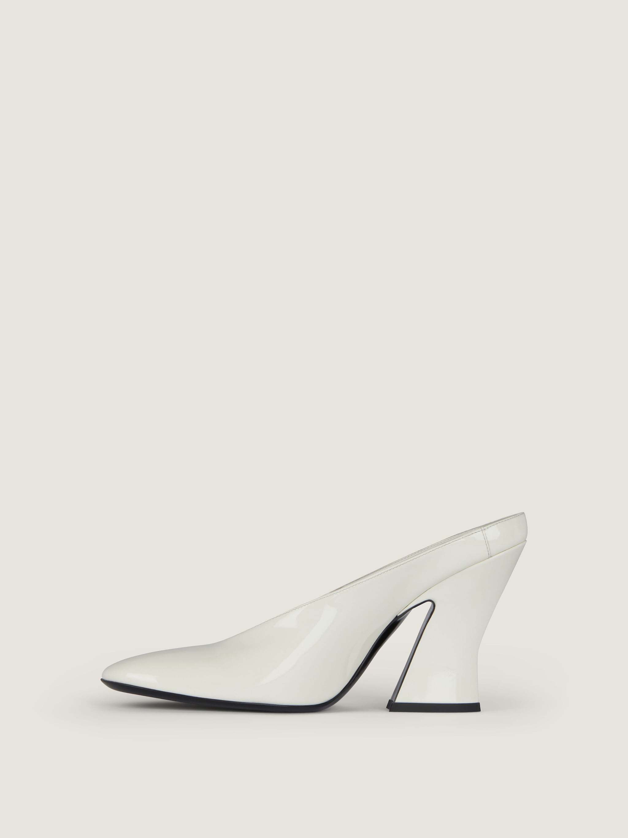 Givenchy Sculpted Heeled Mules In Patent Leather In White
