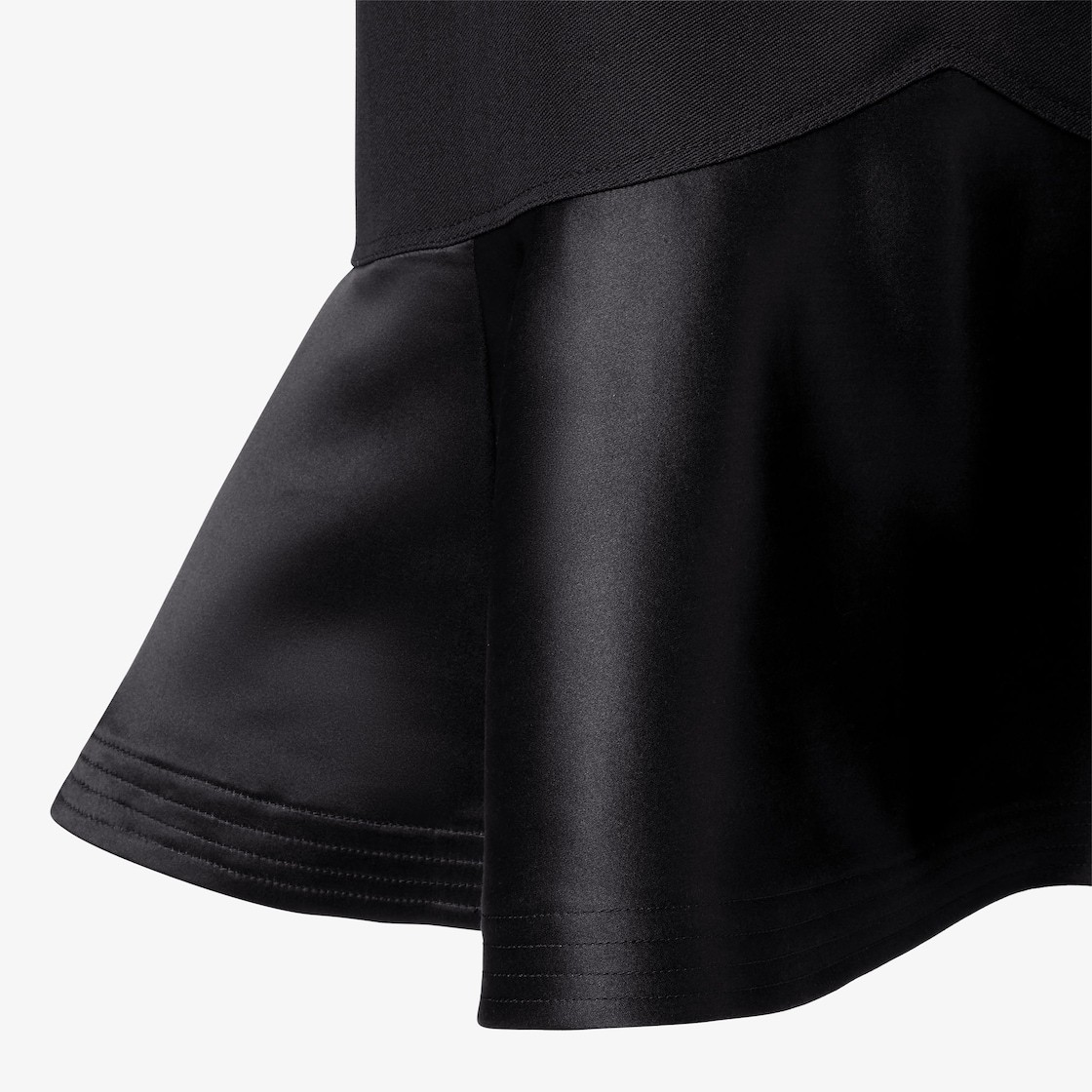 Fendi Women High-waisted Midi Skirt In Grain De Poudre Wool In Black