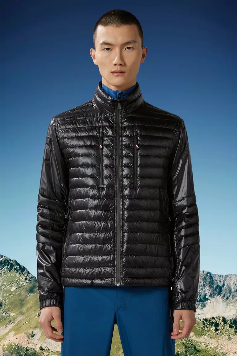 MONCLER MONCLER GRENOBLE PONTAIX SHORT DOWN JACKET
