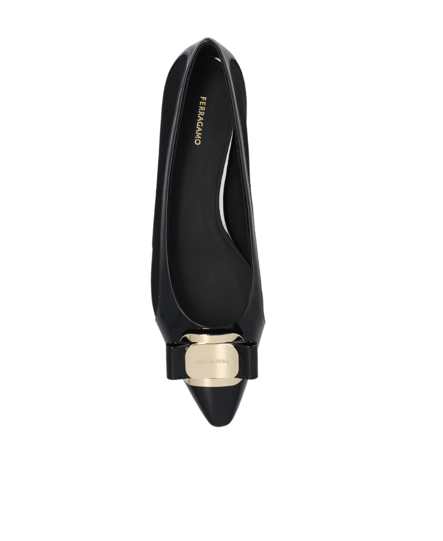 Ferragamo Salvatore  Ballerina Flats With Luxurious Lambskin Upper And Signature Buckle Detail In Black