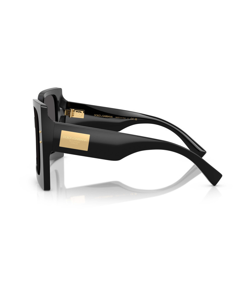 Dolce & Gabbana Rectangular Sunglasses In Black