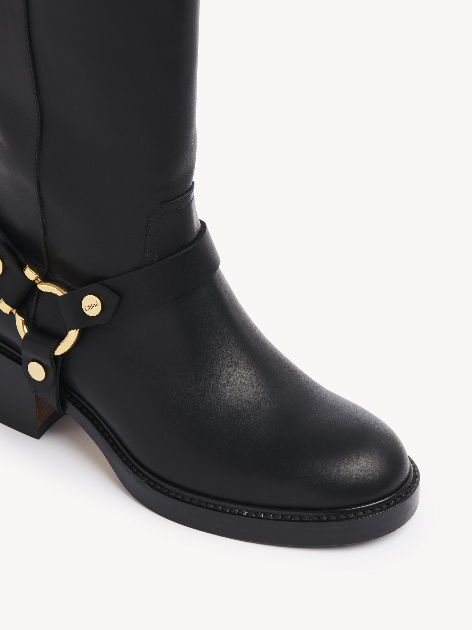 Shop Chloé Dakota Boots In Black