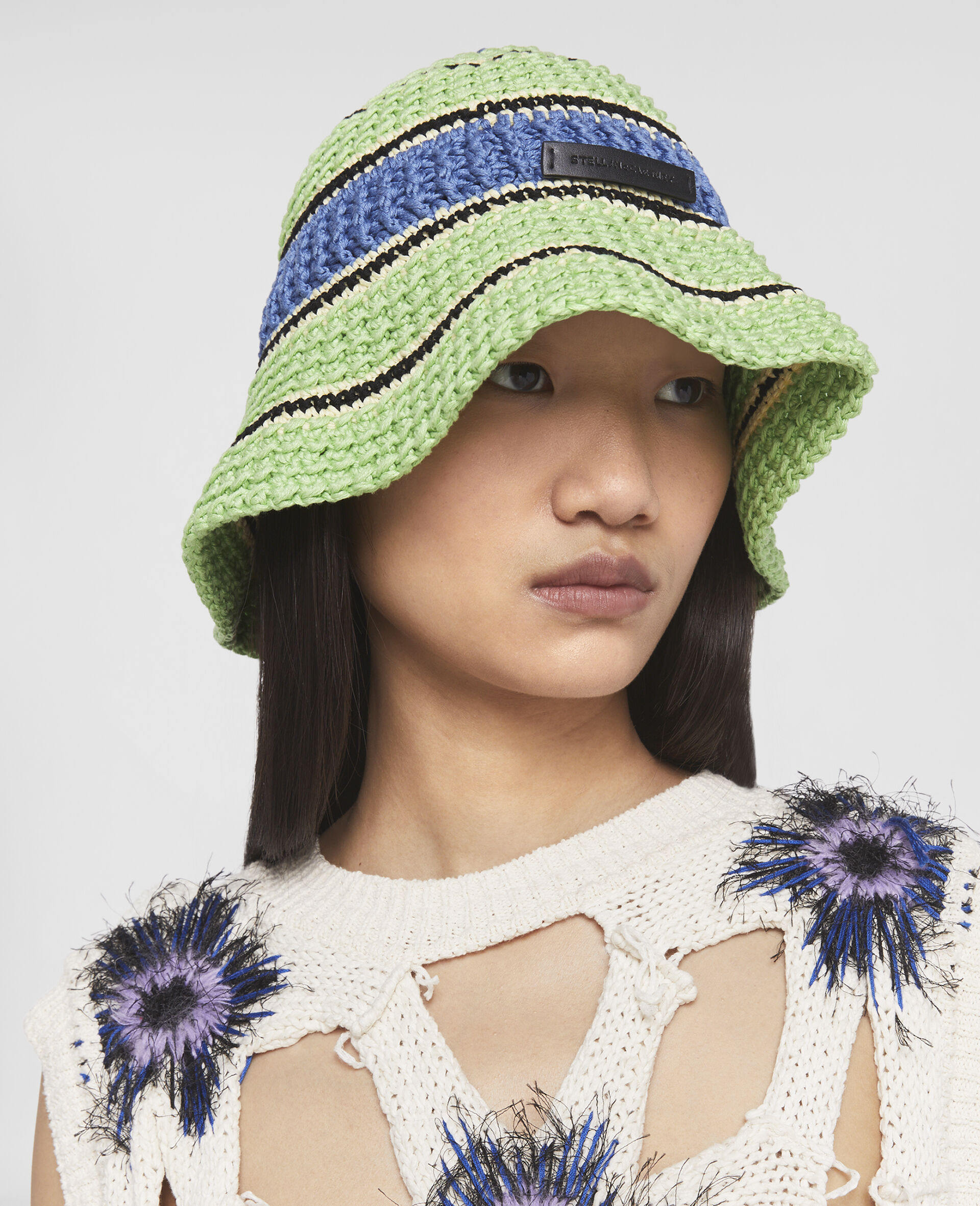 Stella Mccartney Colour-block Crochet Hat In Green