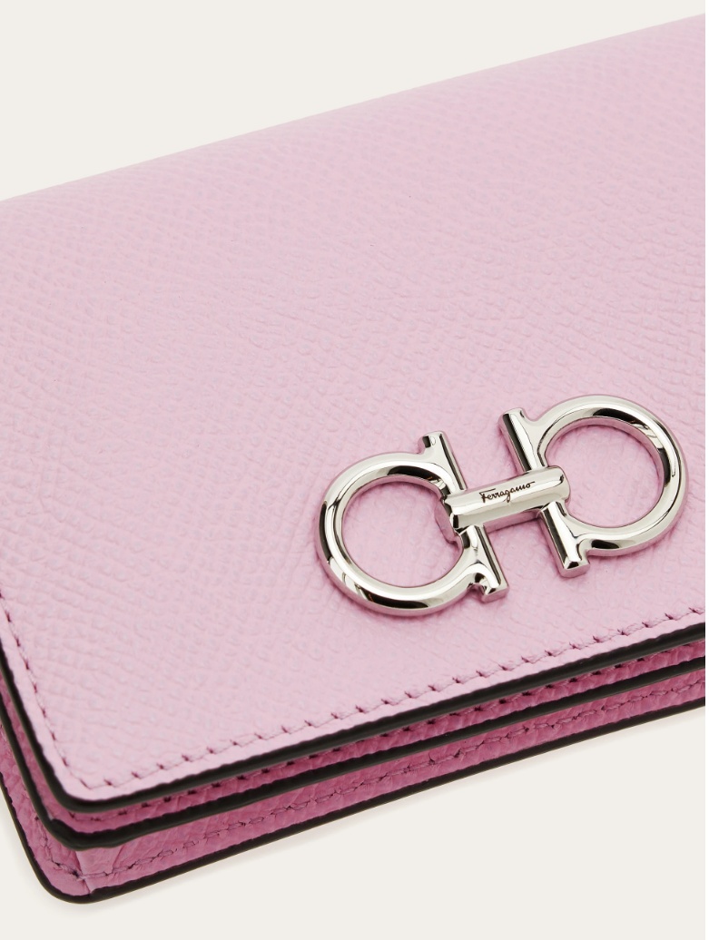 Ferragamo Gancini Logo Card Pack In Pink