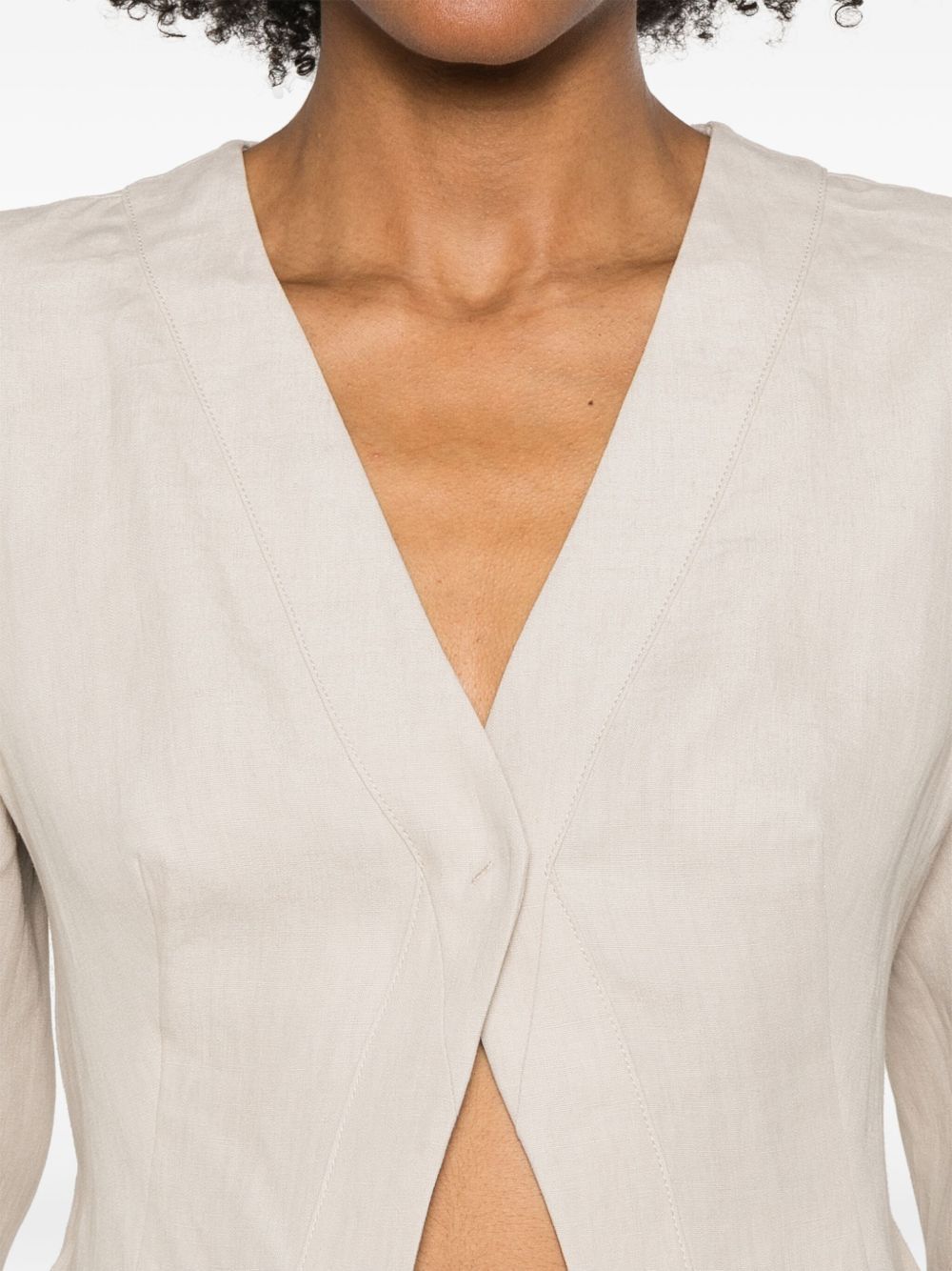 Giorgio Armani Cropped Sand Beige Jacket With Concealed Fastening And Rear Vent In Sand Beige