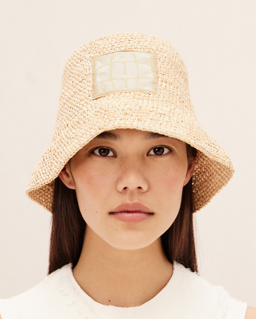 Jacquemus Le Bob Ficiu Bucket Hat In Nude