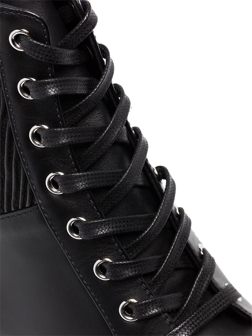 Gianvito Rossi Martis 20 Leather Boot In Black