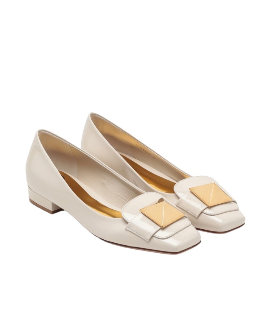Shop Valentino One Stud Patent Leather Ballerina Shoes In Nude
