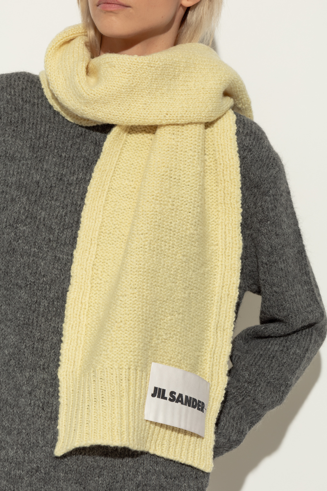Jil Sander Logo Patch Wool Scarf In Yellow